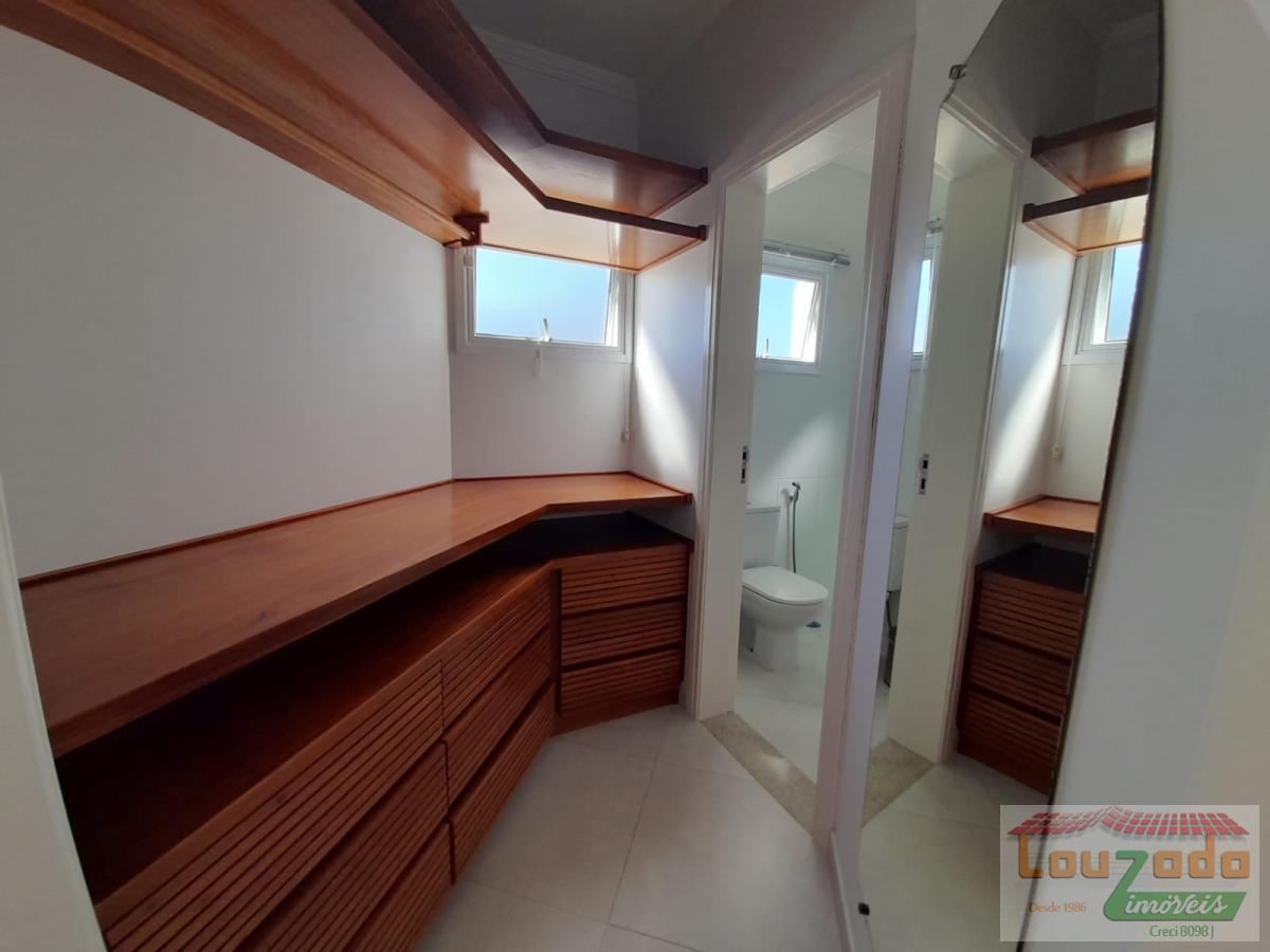 Sobrado à venda com 5 quartos, 360m² - Foto 12