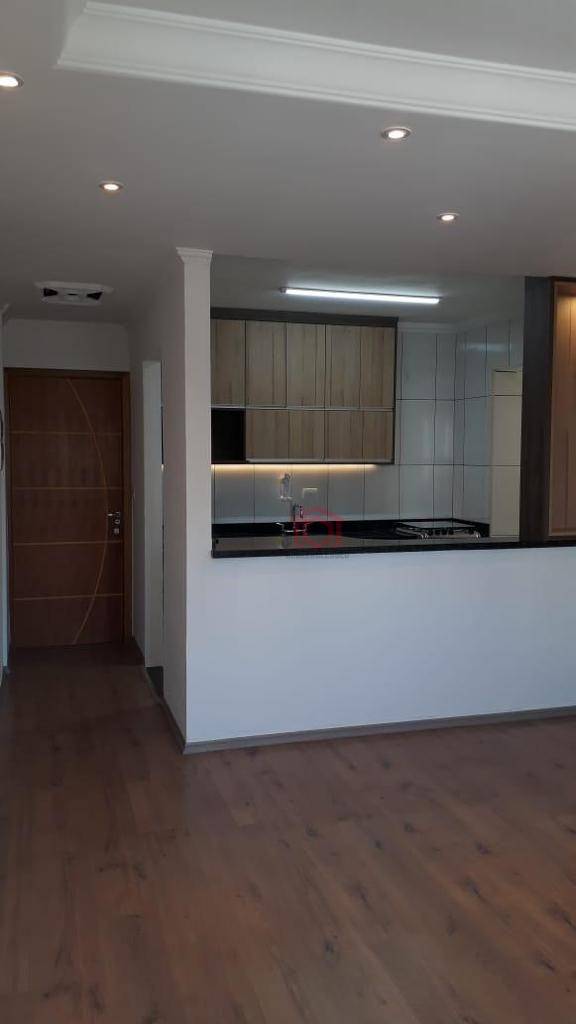 Apartamento à venda com 3 quartos, 64m² - Foto 4