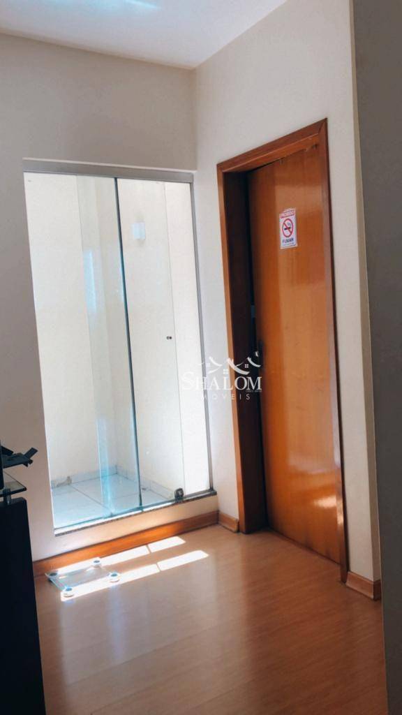 Casa à venda com 4 quartos, 260m² - Foto 6