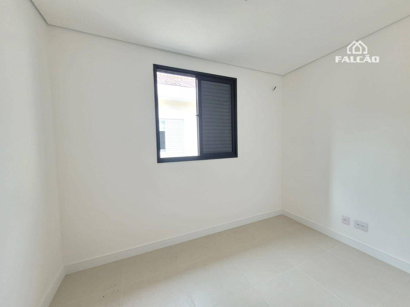 Casa à venda com 3 quartos, 92m² - Foto 12