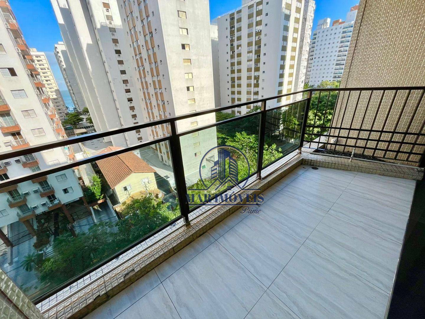 Apartamento à venda com 3 quartos, 130m² - Foto 1