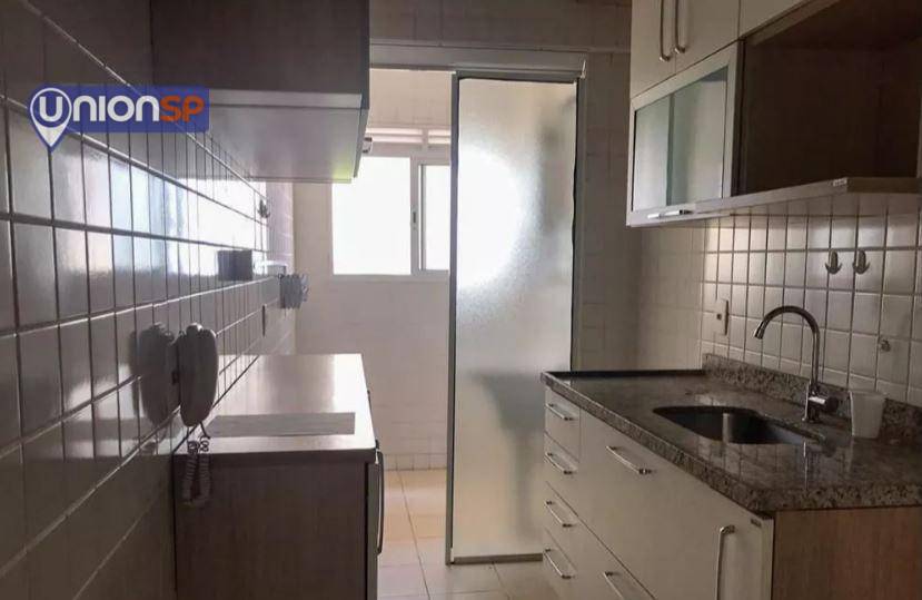 Apartamento à venda com 2 quartos, 72m² - Foto 8