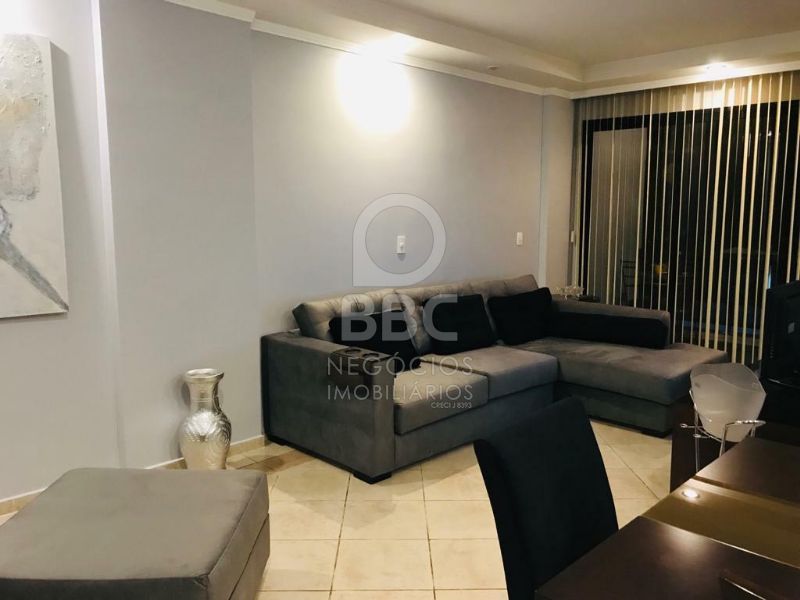 Apartamento à venda com 3 quartos, 140m² - Foto 3