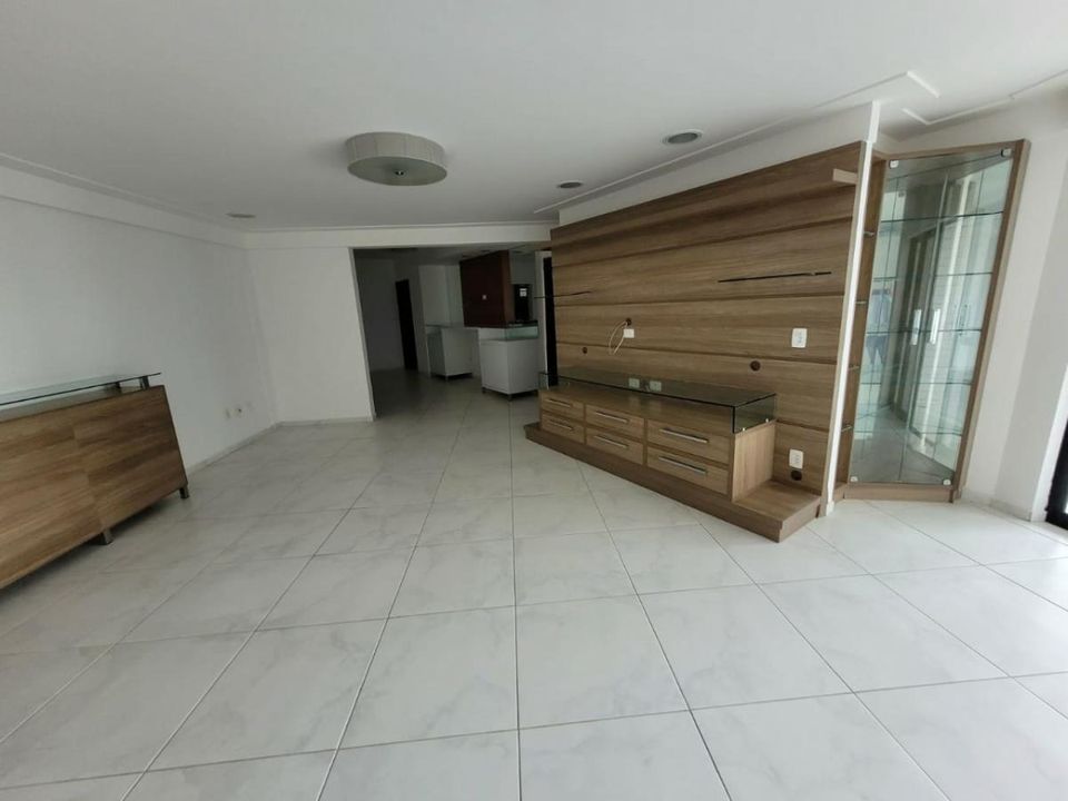 Apartamento à venda com 4 quartos, 210m² - Foto 29