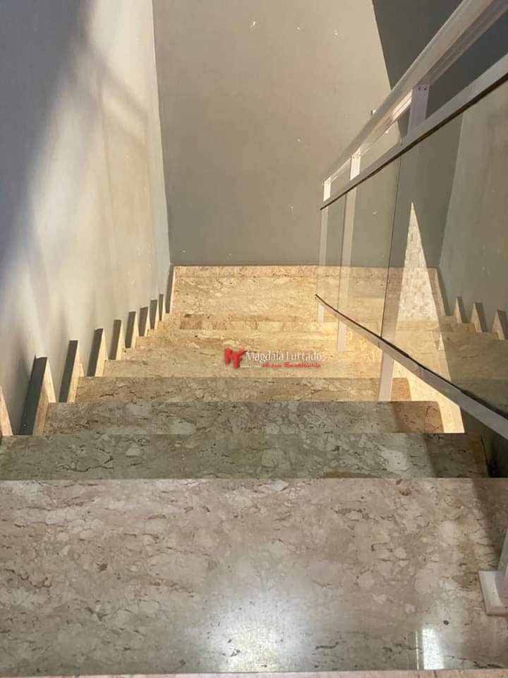 Casa à venda com 4 quartos, 250m² - Foto 5