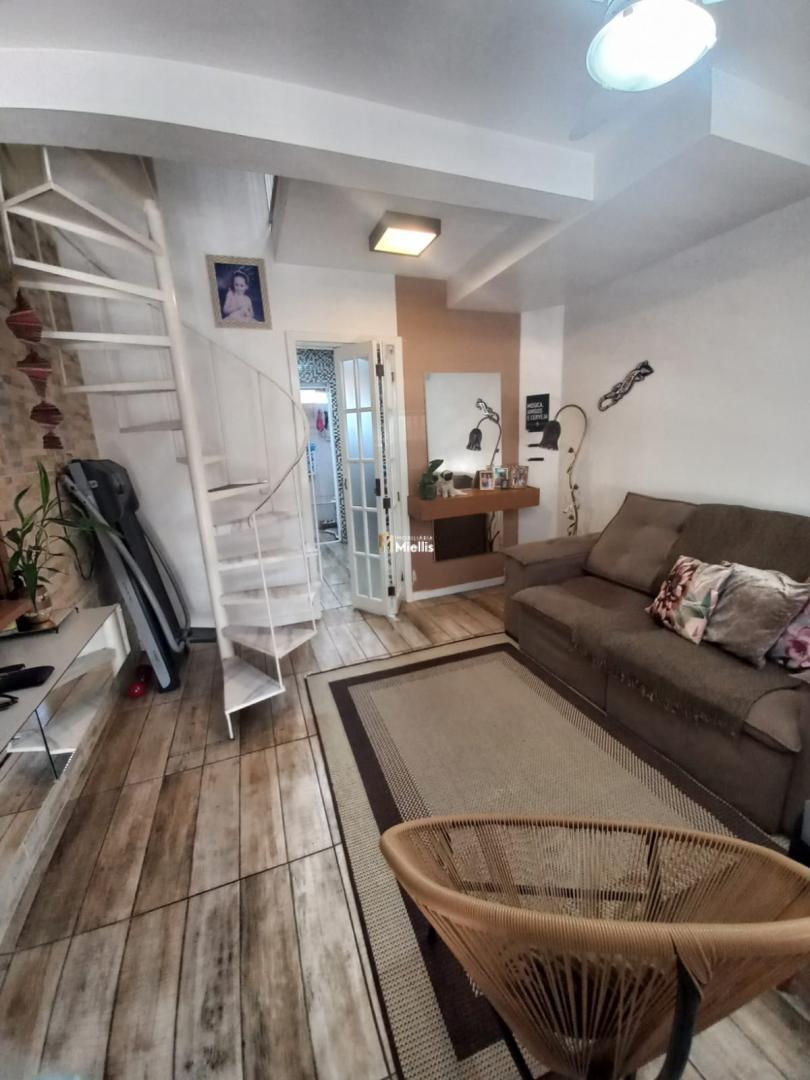 Casa à venda com 2 quartos, 50m² - Foto 4