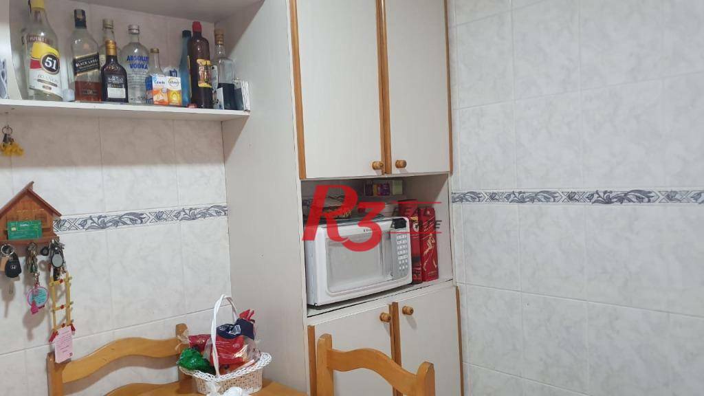 Apartamento à venda com 2 quartos, 68m² - Foto 2