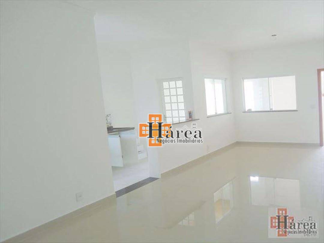 Casa à venda com 2 quartos, 110m² - Foto 7