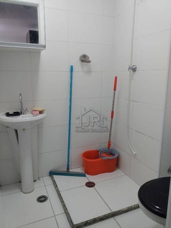 Apartamento à venda com 2 quartos, 35m² - Foto 18