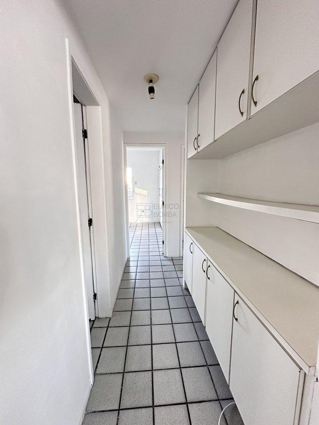 Apartamento para alugar com 3 quartos, 105m² - Foto 14