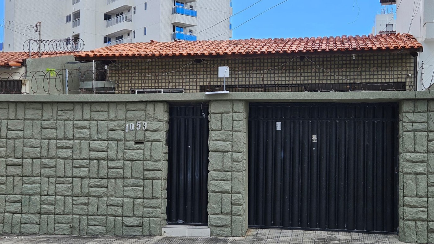 Casa, 3 quartos, 263 m² - Foto 2