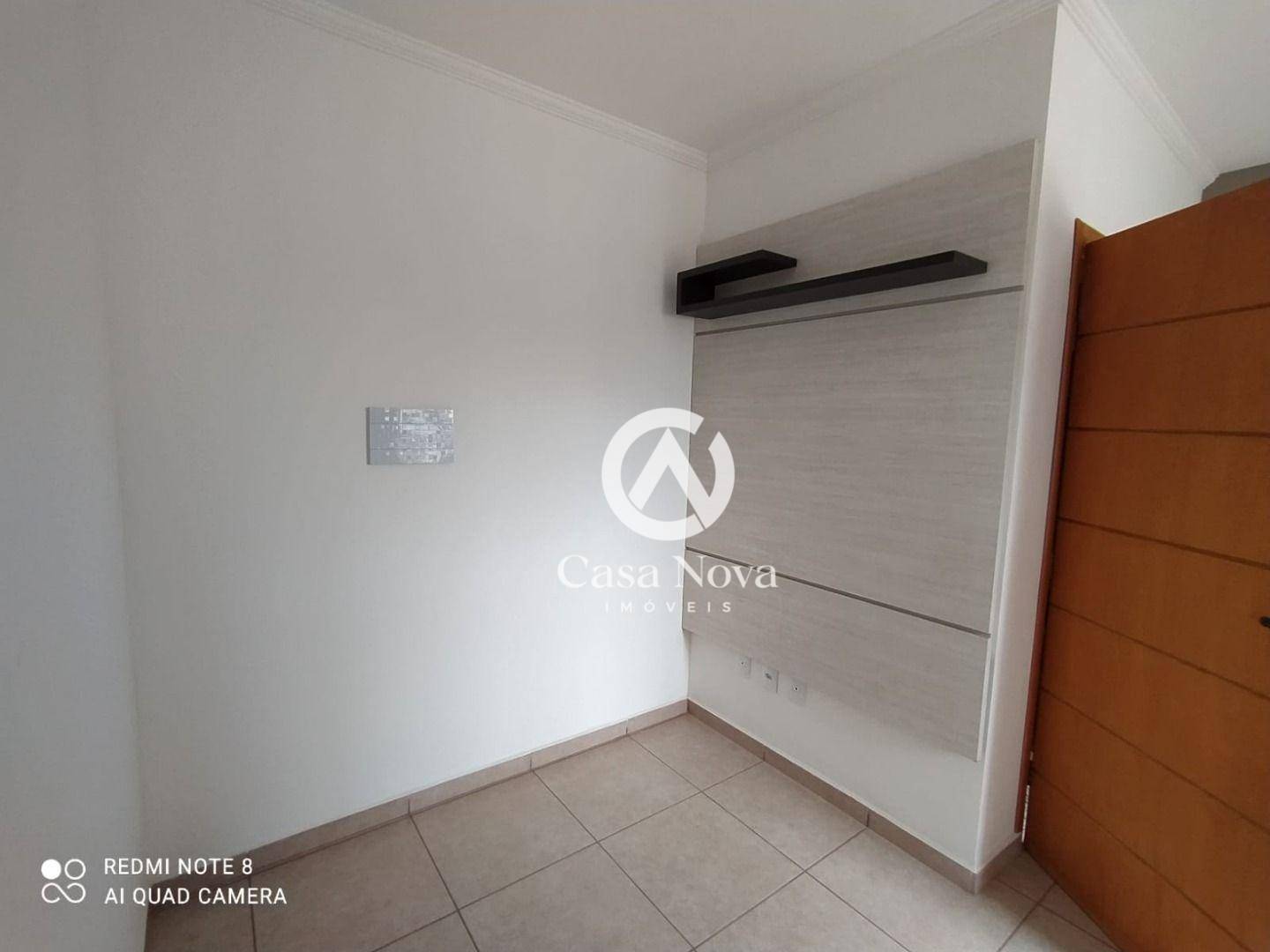 Apartamento à venda com 2 quartos, 43m² - Foto 2