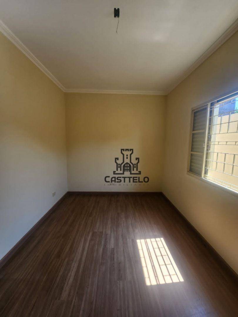 Casa à venda com 3 quartos, 217m² - Foto 27