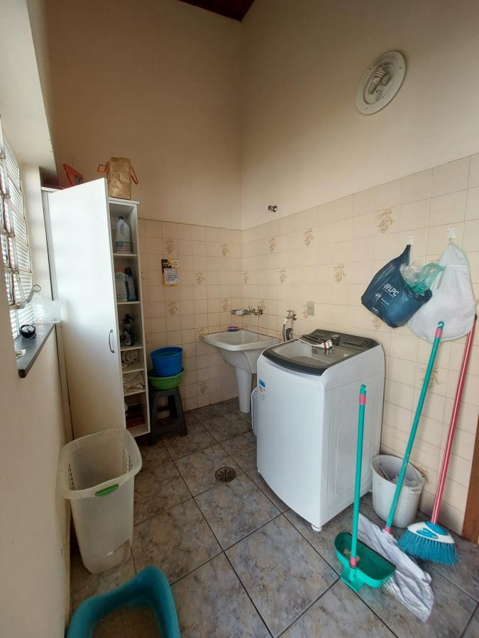 Casa à venda com 3 quartos, 600m² - Foto 19