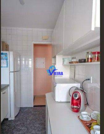 Apartamento à venda com 3 quartos, 64m² - Foto 11