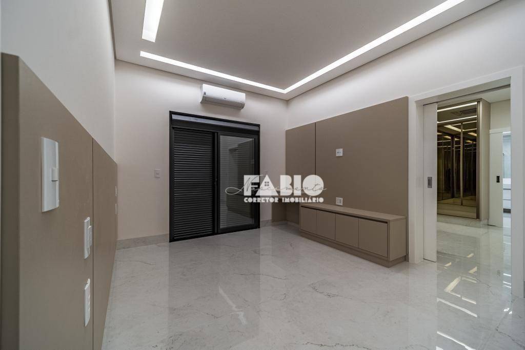 Casa de Condomínio à venda com 3 quartos, 290m² - Foto 32