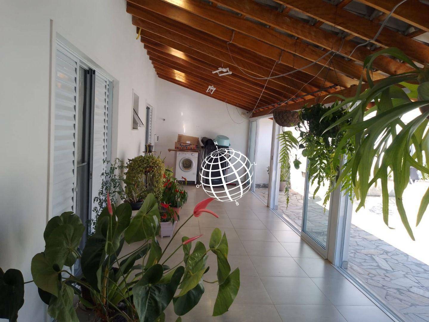 Casa à venda com 2 quartos, 170m² - Foto 5