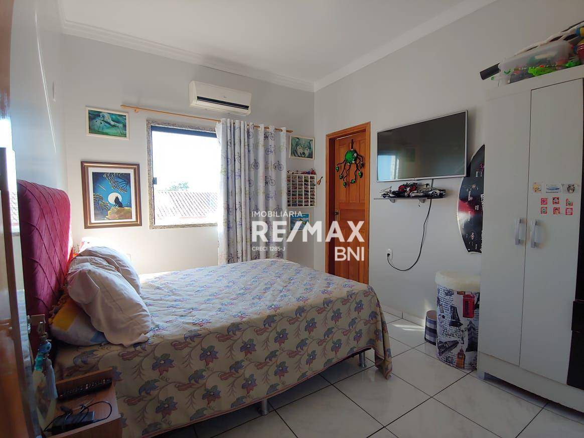 Sobrado à venda com 3 quartos, 300m² - Foto 15