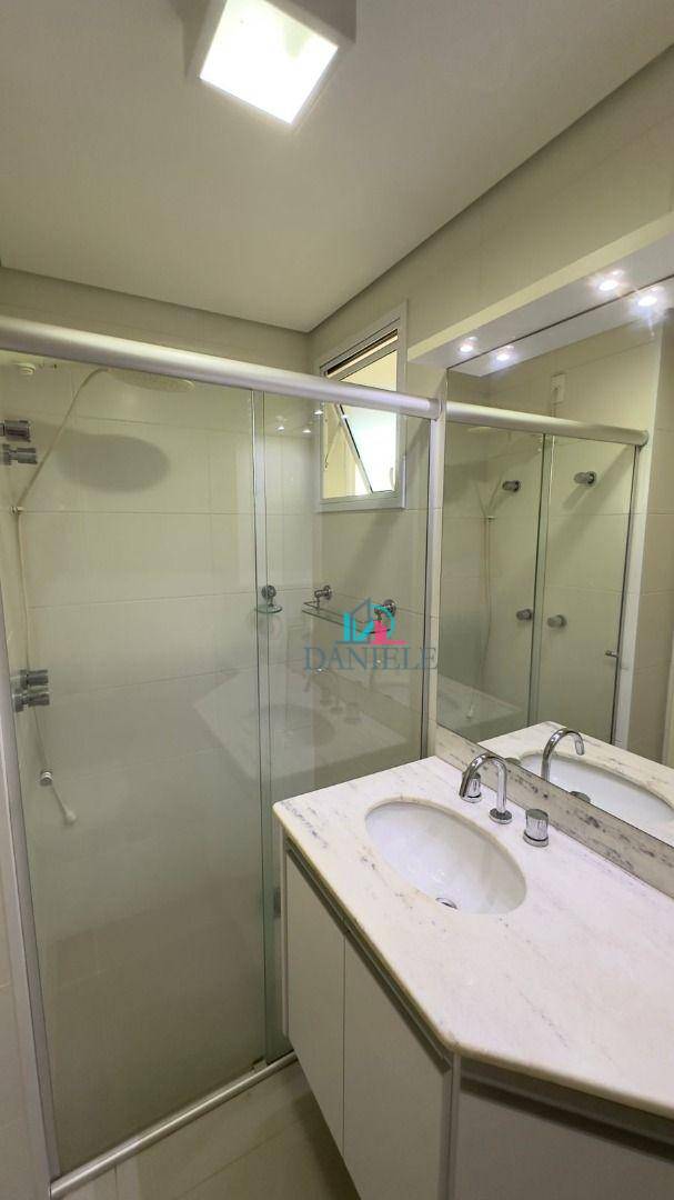 Apartamento à venda com 2 quartos, 69m² - Foto 20