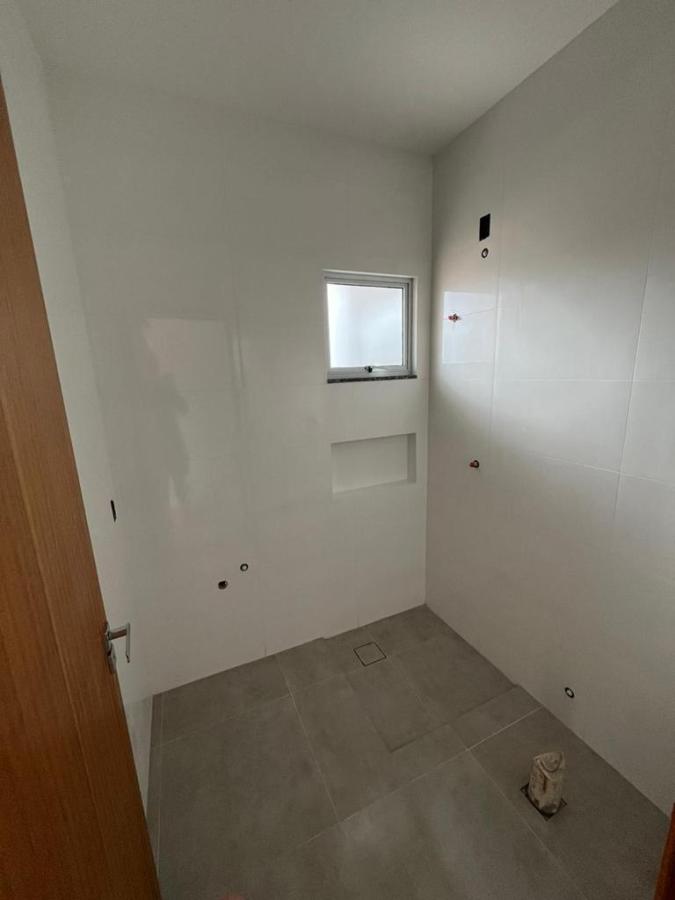 Casa à venda com 2 quartos, 52m² - Foto 15