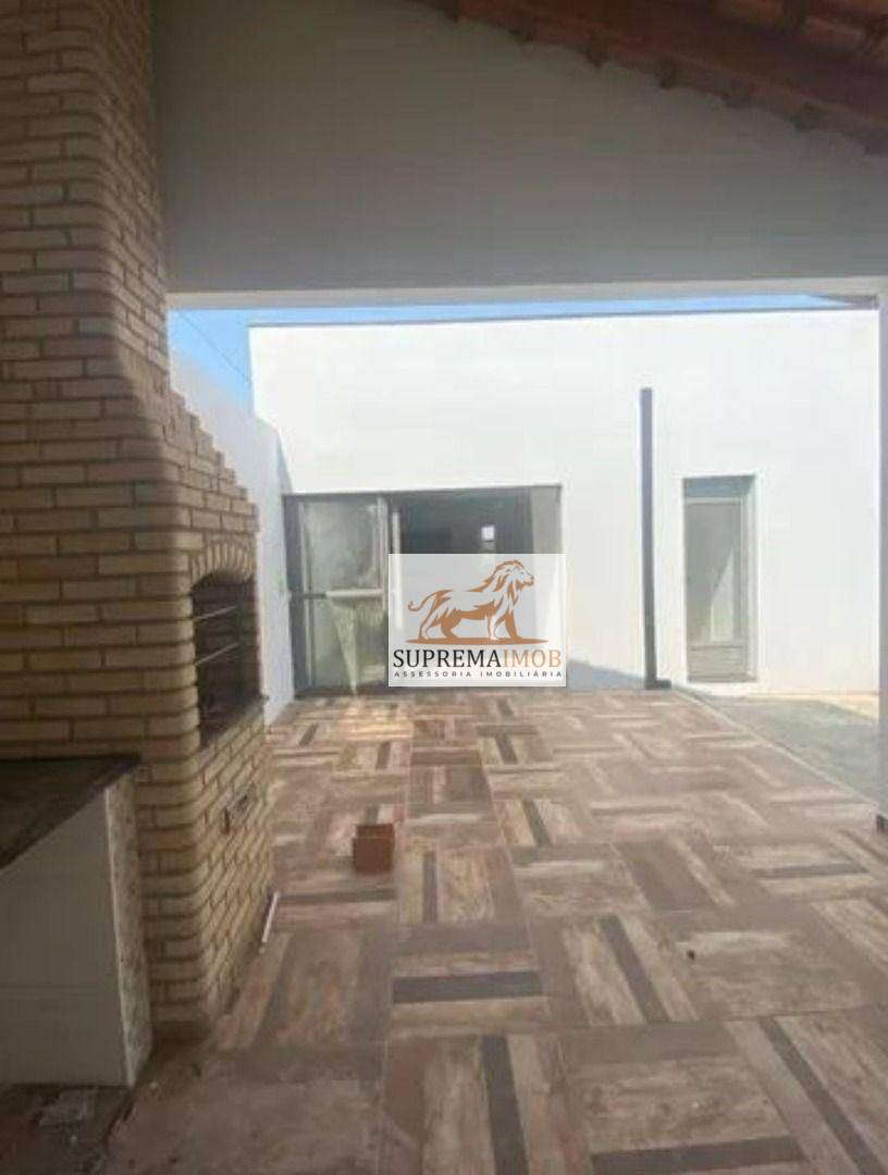 Casa à venda com 3 quartos, 136m² - Foto 4