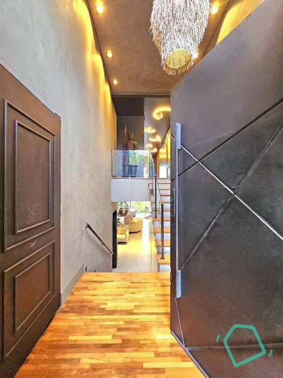 Casa para alugar com 4 quartos, 517m² - Foto 2