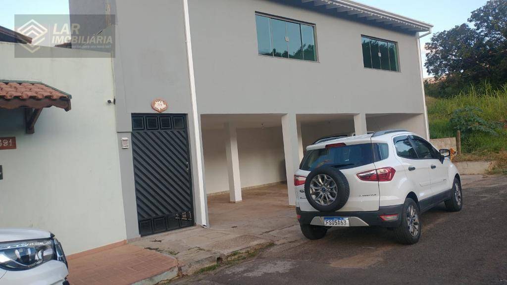 Casa, 4 quartos, 298 m² - Foto 1