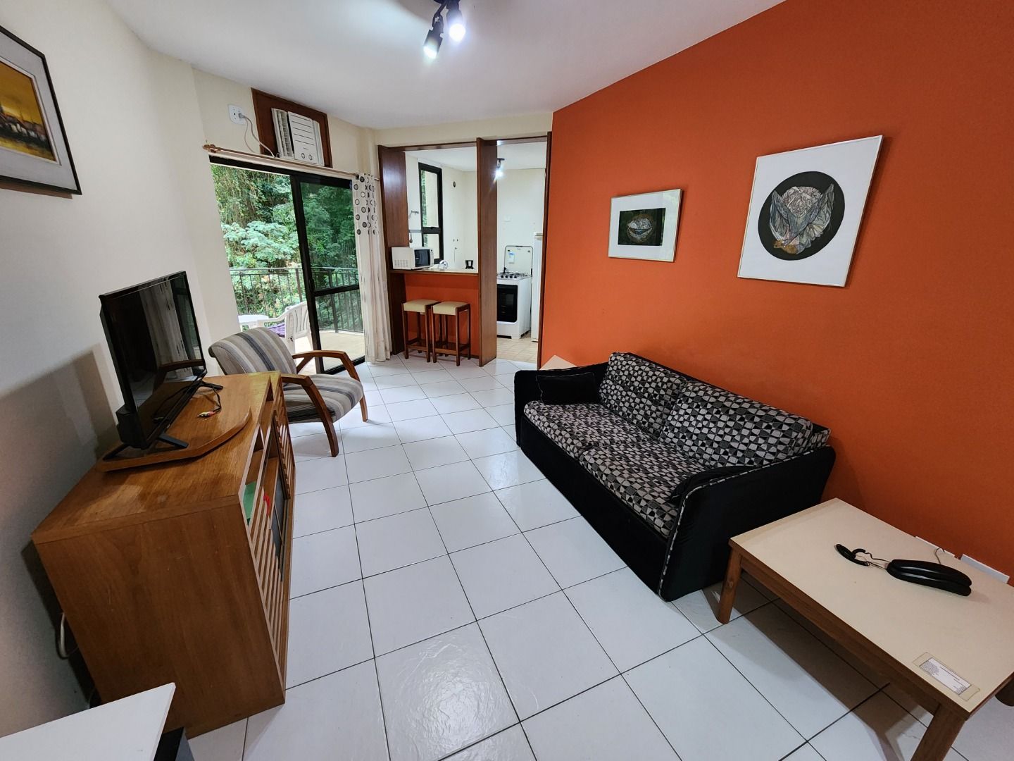 Apartamento à venda com 1 quarto, 55m² - Foto 1