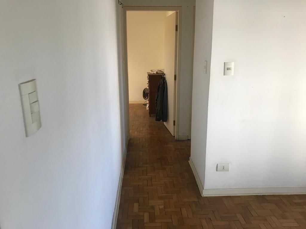 Apartamento à venda com 2 quartos, 67m² - Foto 9