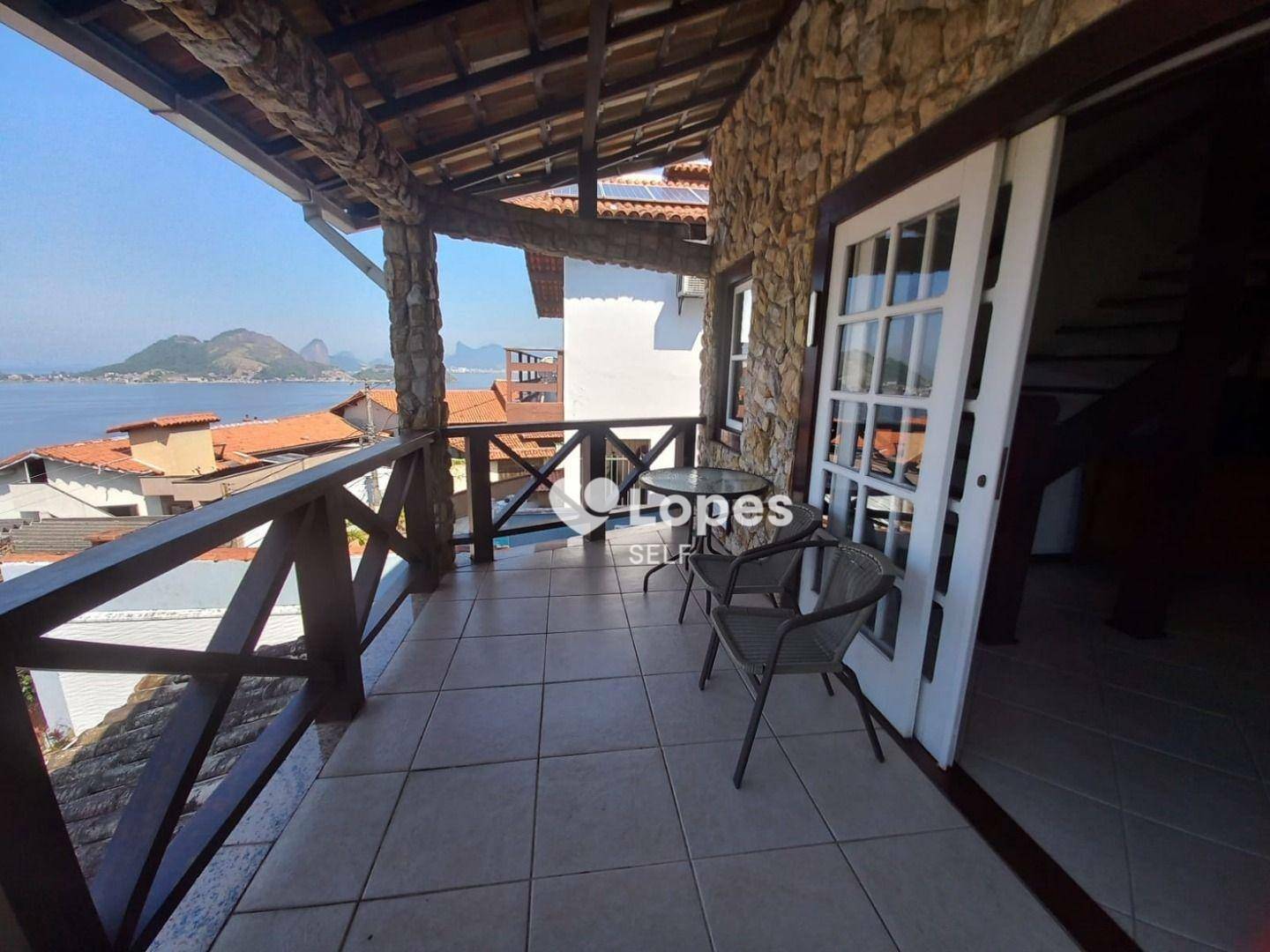 Casa à venda com 5 quartos, 262m² - Foto 8