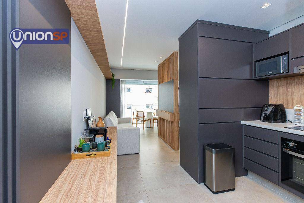 Apartamento à venda com 1 quarto, 42m² - Foto 1