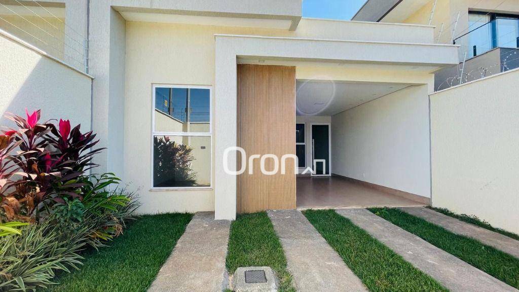 Casa à venda com 3 quartos, 143m² - Foto 1