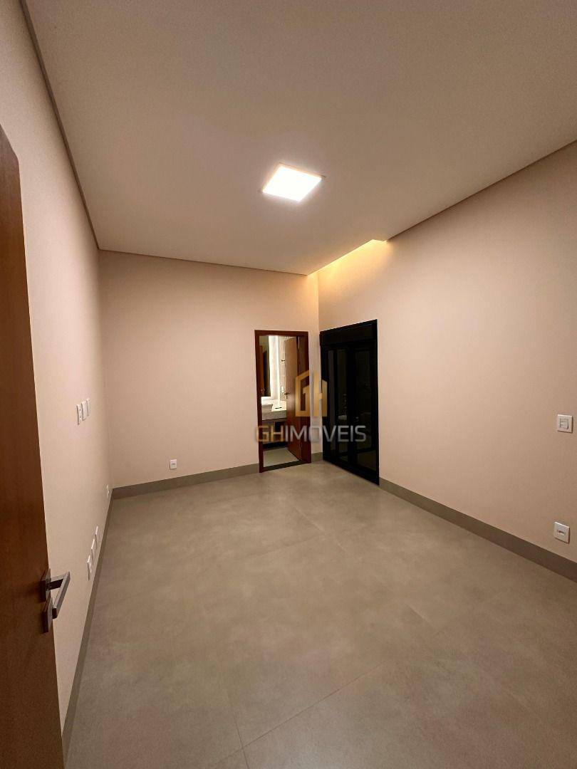 Casa à venda com 3 quartos, 200m² - Foto 2