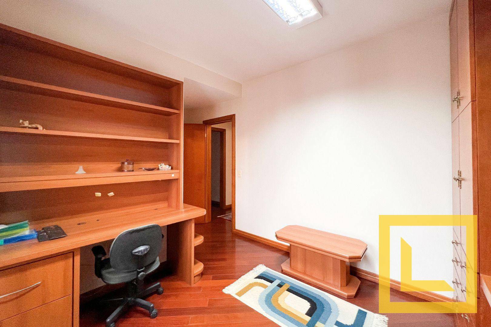 Apartamento à venda com 4 quartos, 320m² - Foto 18