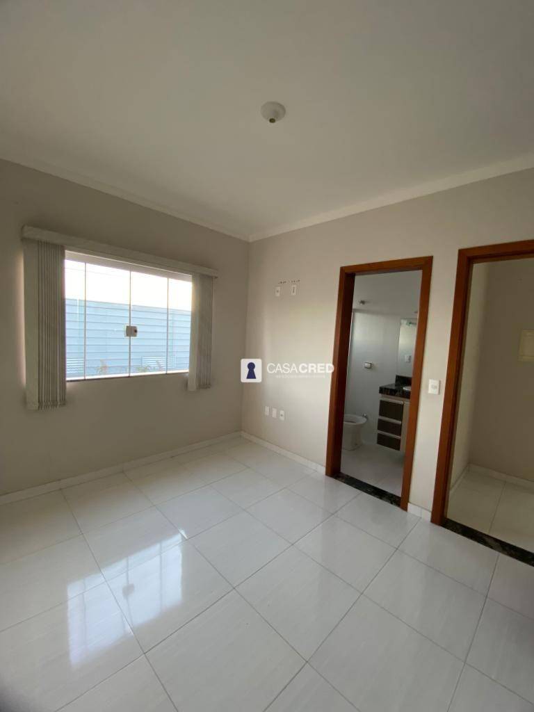 Casa à venda com 3 quartos, 130m² - Foto 11