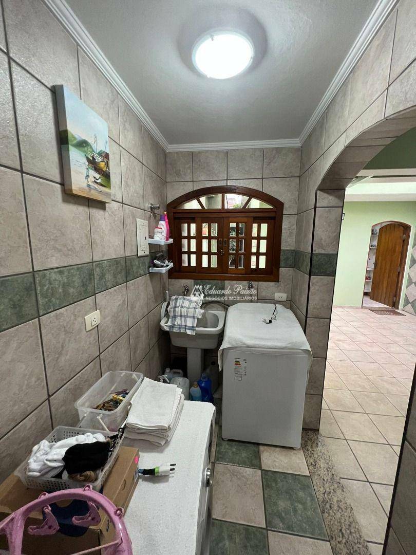 Sobrado à venda e aluguel com 3 quartos, 220m² - Foto 31