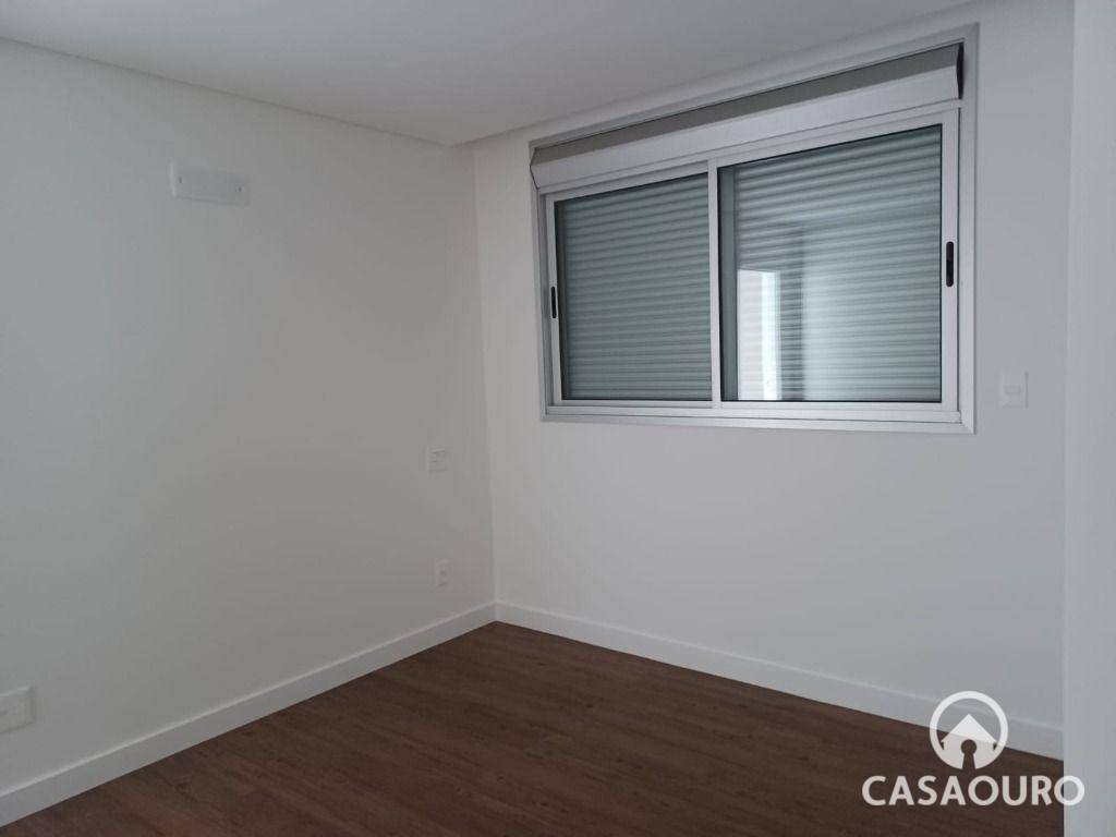 Apartamento à venda com 4 quartos, 281m² - Foto 16