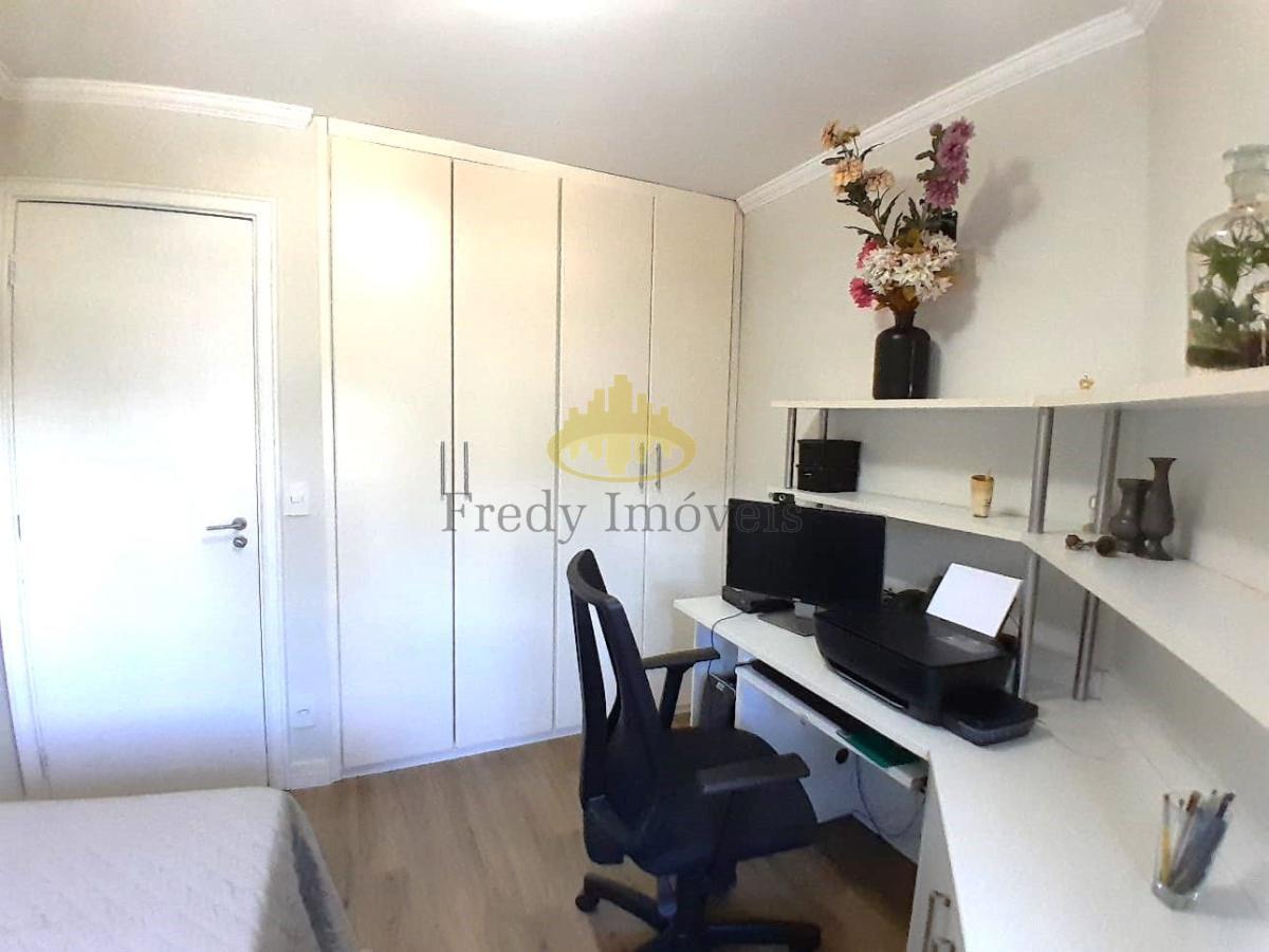 Apartamento à venda com 3 quartos, 96m² - Foto 11