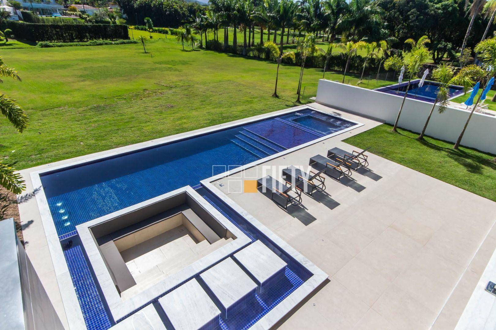 Casa à venda com 8 quartos, 800m² - Foto 37