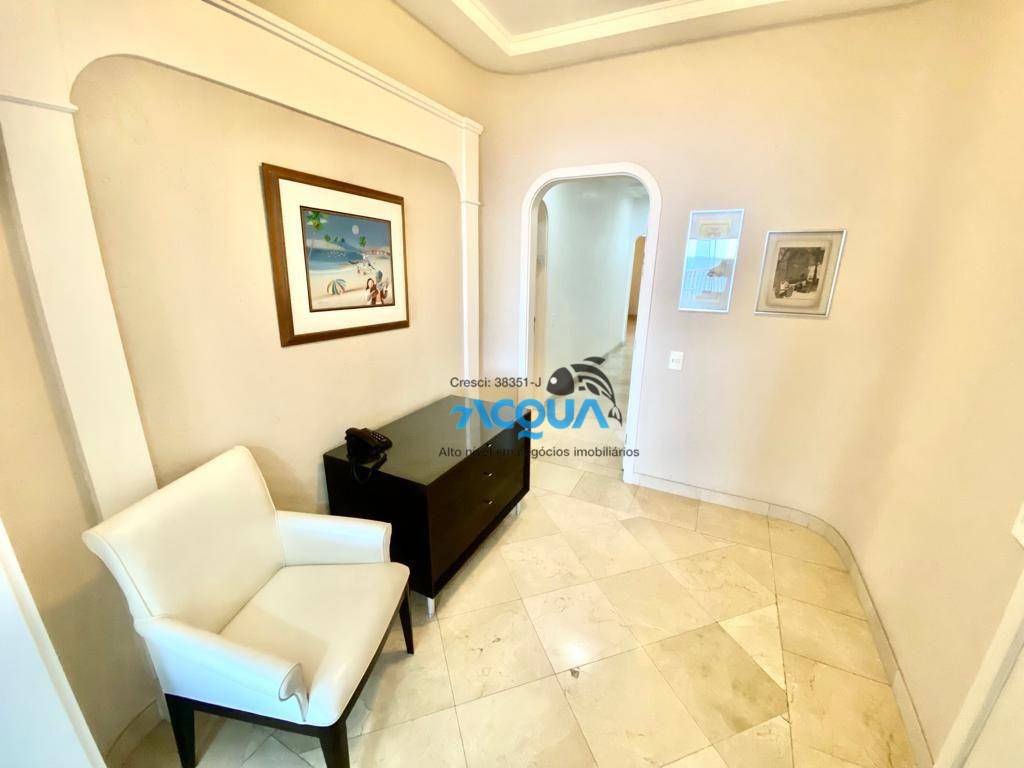 Apartamento à venda com 4 quartos, 220m² - Foto 8