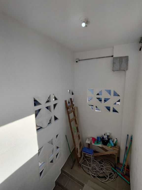 Apartamento para alugar com 1 quarto, 45m² - Foto 2