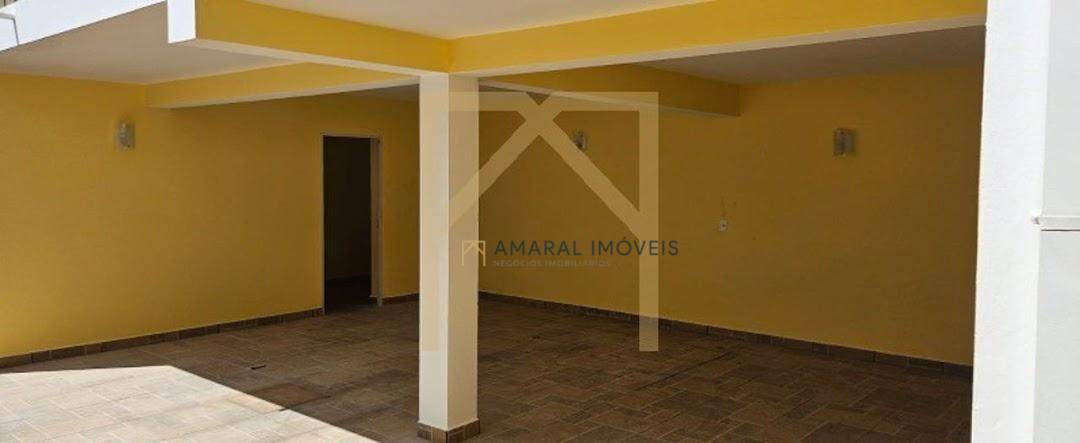 Casa à venda com 3 quartos, 168m² - Foto 30