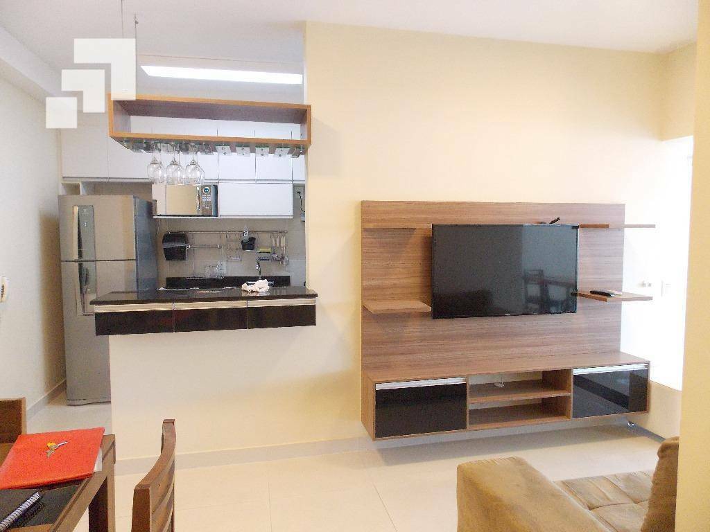 Apartamento para alugar com 2 quartos, 110m² - Foto 9