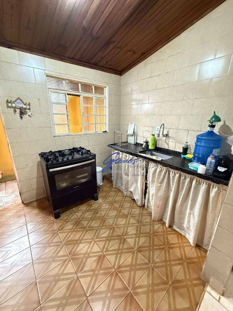 Casa à venda com 3 quartos, 300M2 - Foto 6