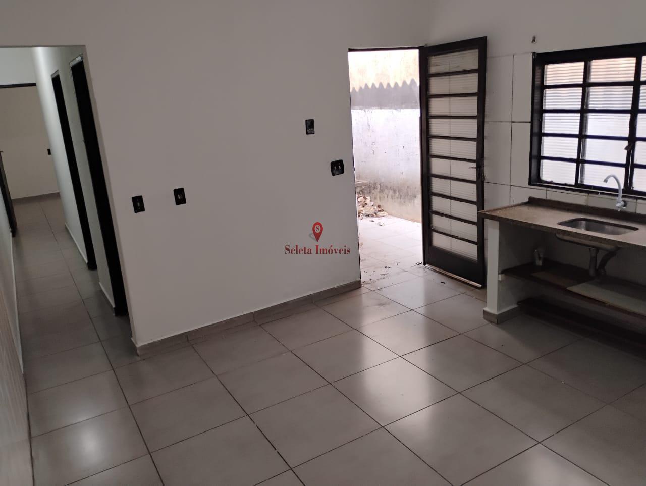 Casa para alugar com 2 quartos, 100m² - Foto 7