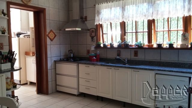 Casa à venda com 4 quartos, 332 - Foto 8