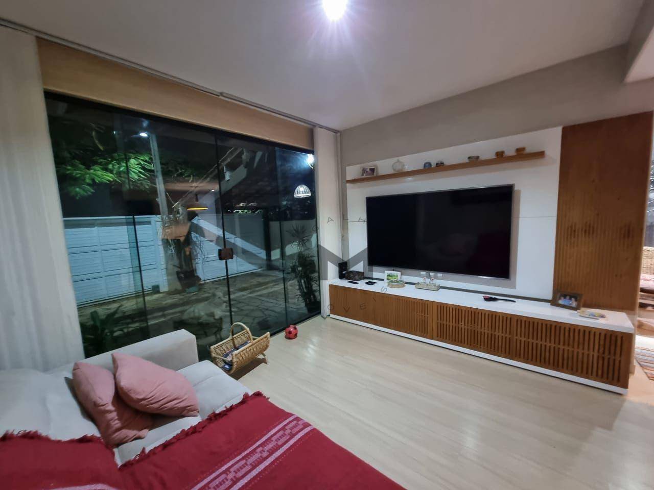 Casa à venda com 3 quartos, 150m² - Foto 5