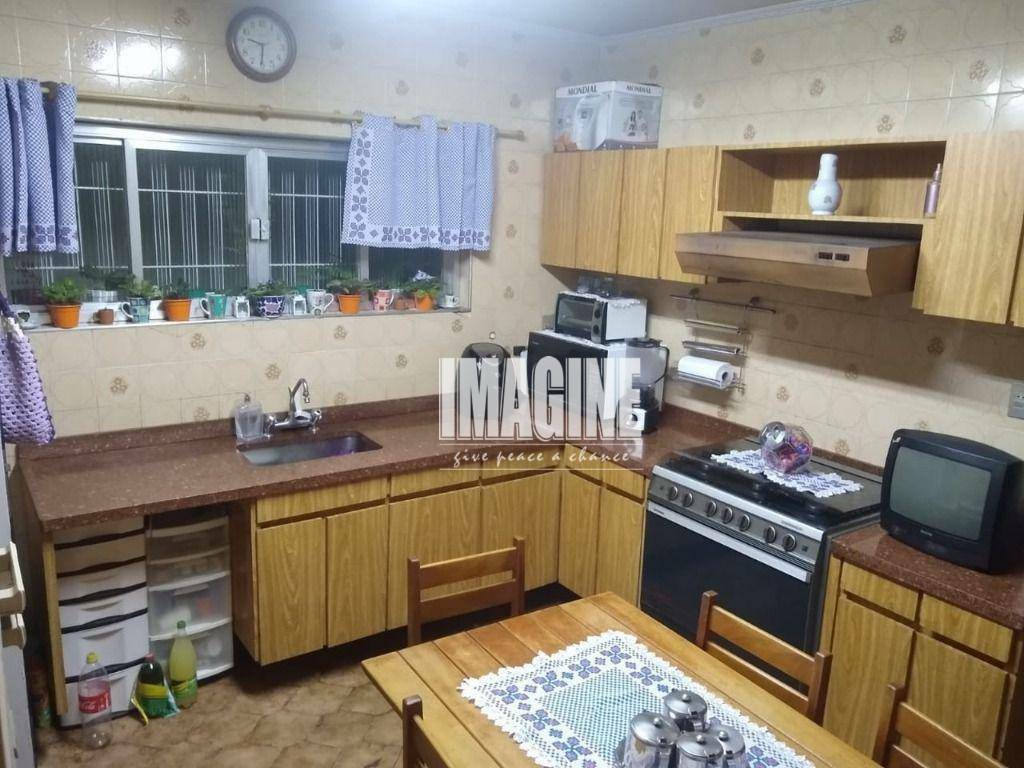 Sobrado à venda com 3 quartos, 125m² - Foto 1