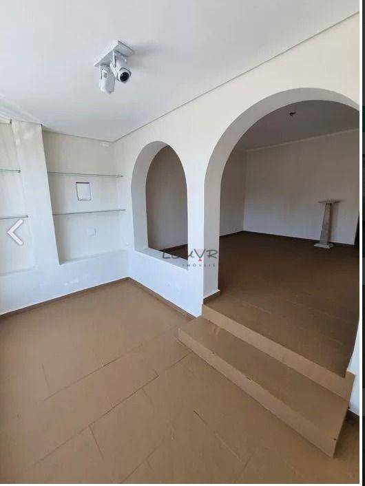 Casa à venda e aluguel com 3 quartos, 143m² - Foto 2