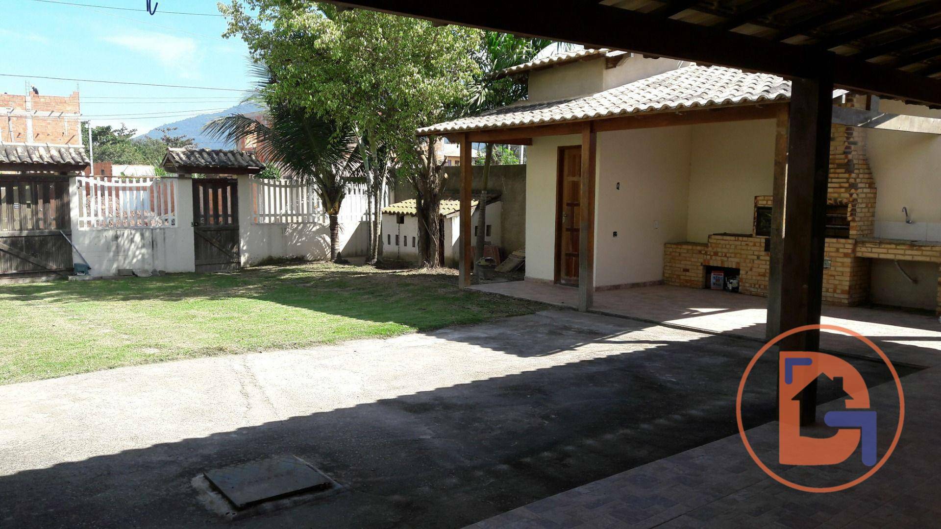 Casa à venda com 3 quartos, 157m² - Foto 3